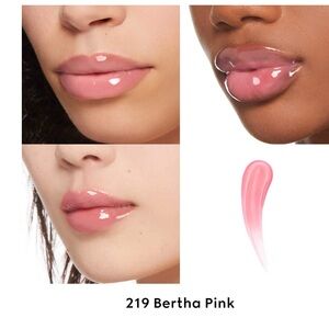 Gucci Bertha pink hydrating plumping Lip Gloss
